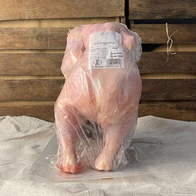 Grönbeteskyckling hel